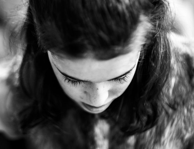 La lucha de la pequeña Carlota contra una enfermedad ultra rara